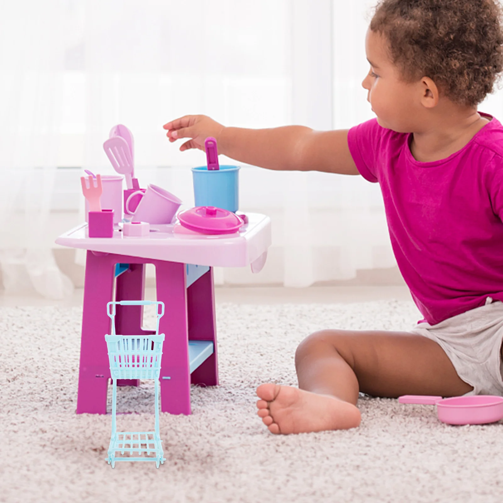 

1pcs Mini Shopping Cart For Kids Pink Miniature Trolley With Wheels Ideal Pretend Play Supermarket Store Playtime Small Basket