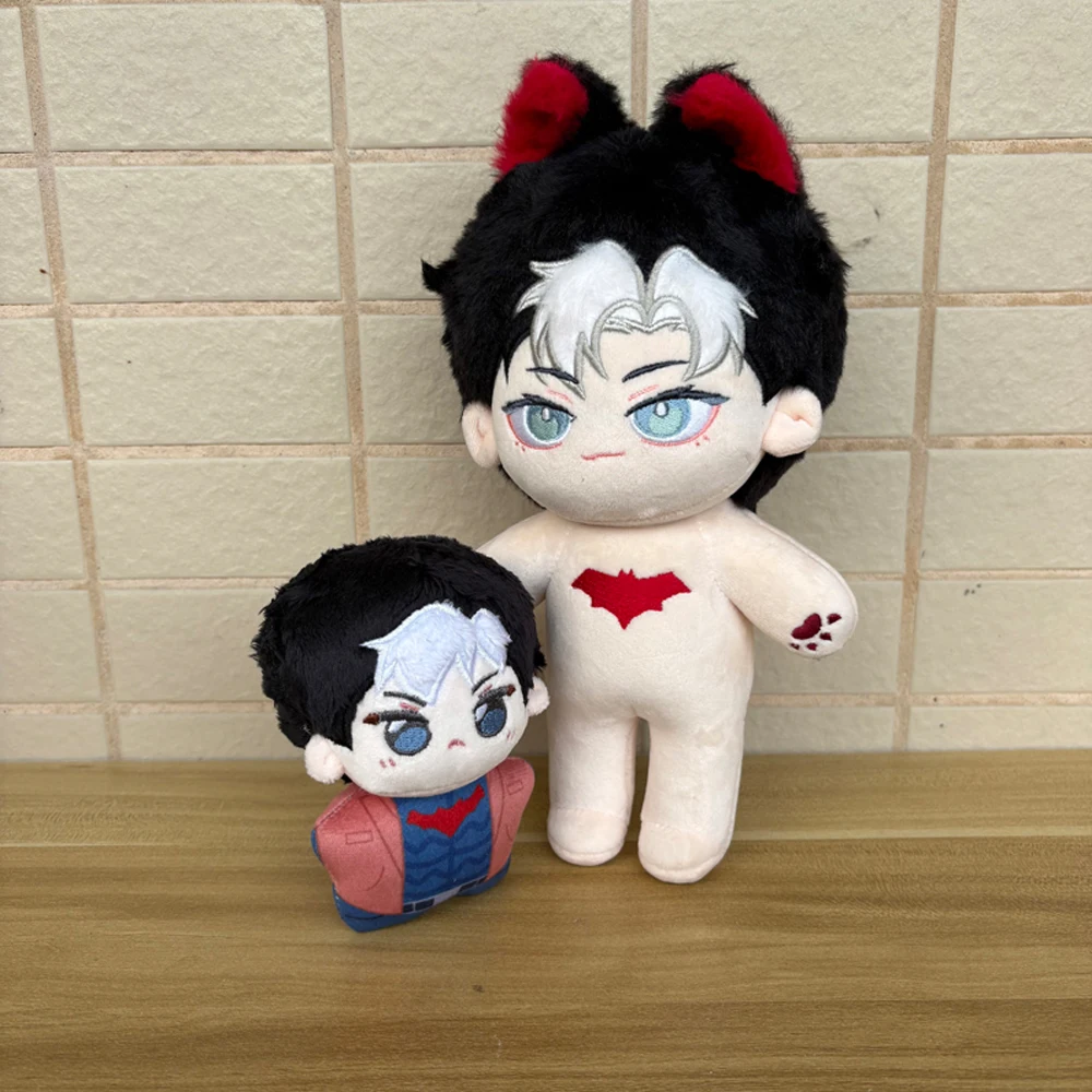 

Забавные мультяшные фигурки для косплея в семейном стиле, два размера: 10 см или 22 см ‌ Плюшевая игрушка Джейсон Тодд Red Hood, мягкая кукла, праздничный подарок