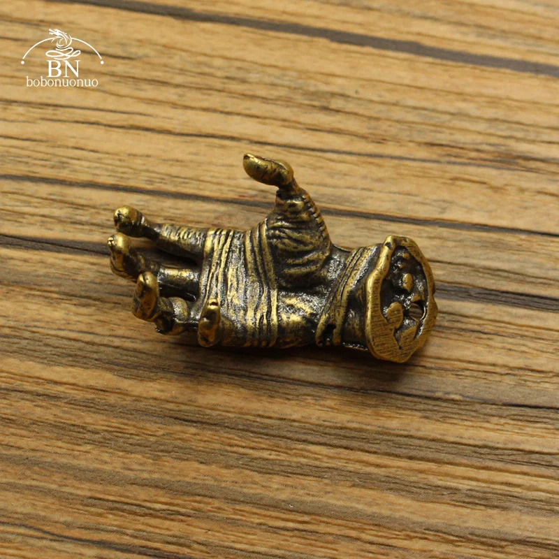 Brass Punk Pendants Devil Hands Figures Metal Car Key Chain Hanging Jewelry Vintage Skull Skeleton Palm model