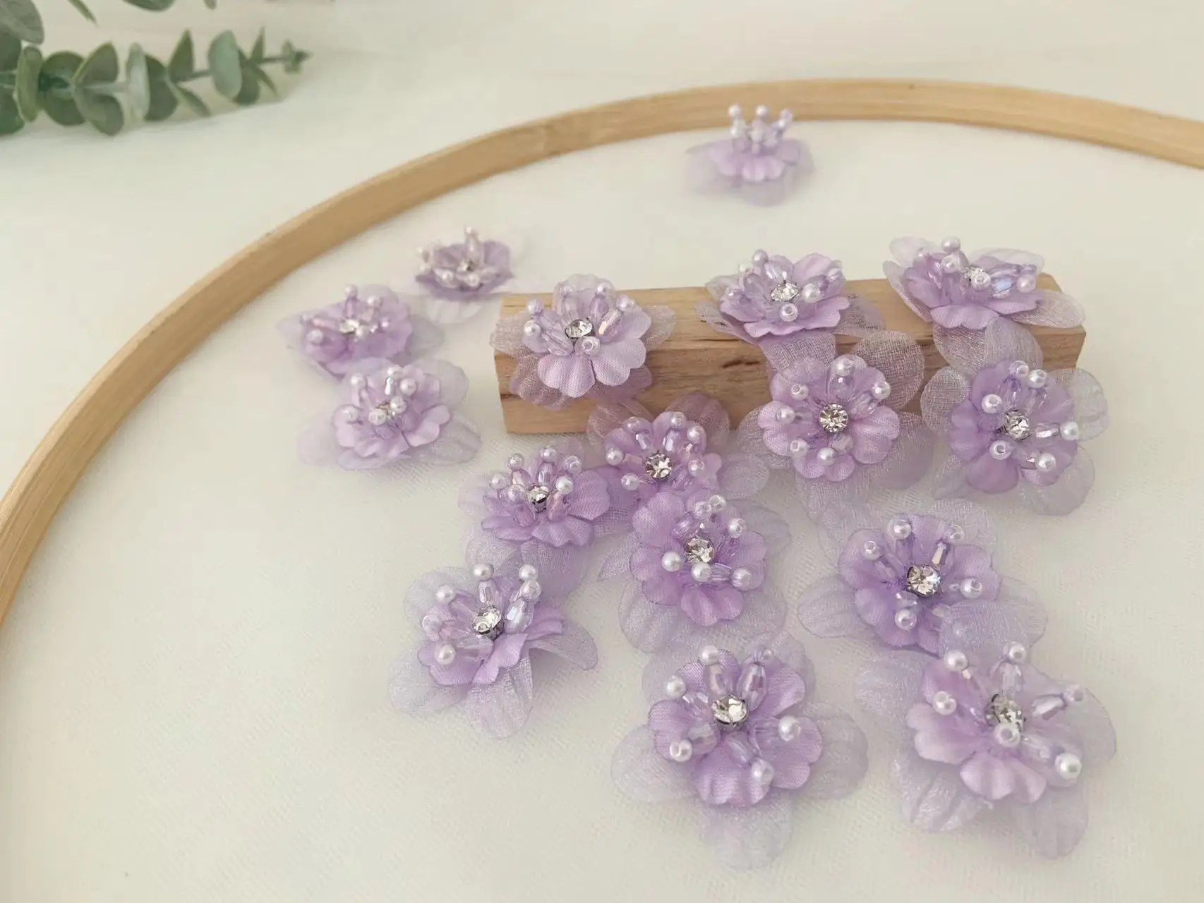 5 قطع أوف وايت 3D الزهور الخرز زين حجر الراين الأزهار التصحيح للملابس DIY، الزفاف ديكور ملون، الوردي، الأزرق، البيج