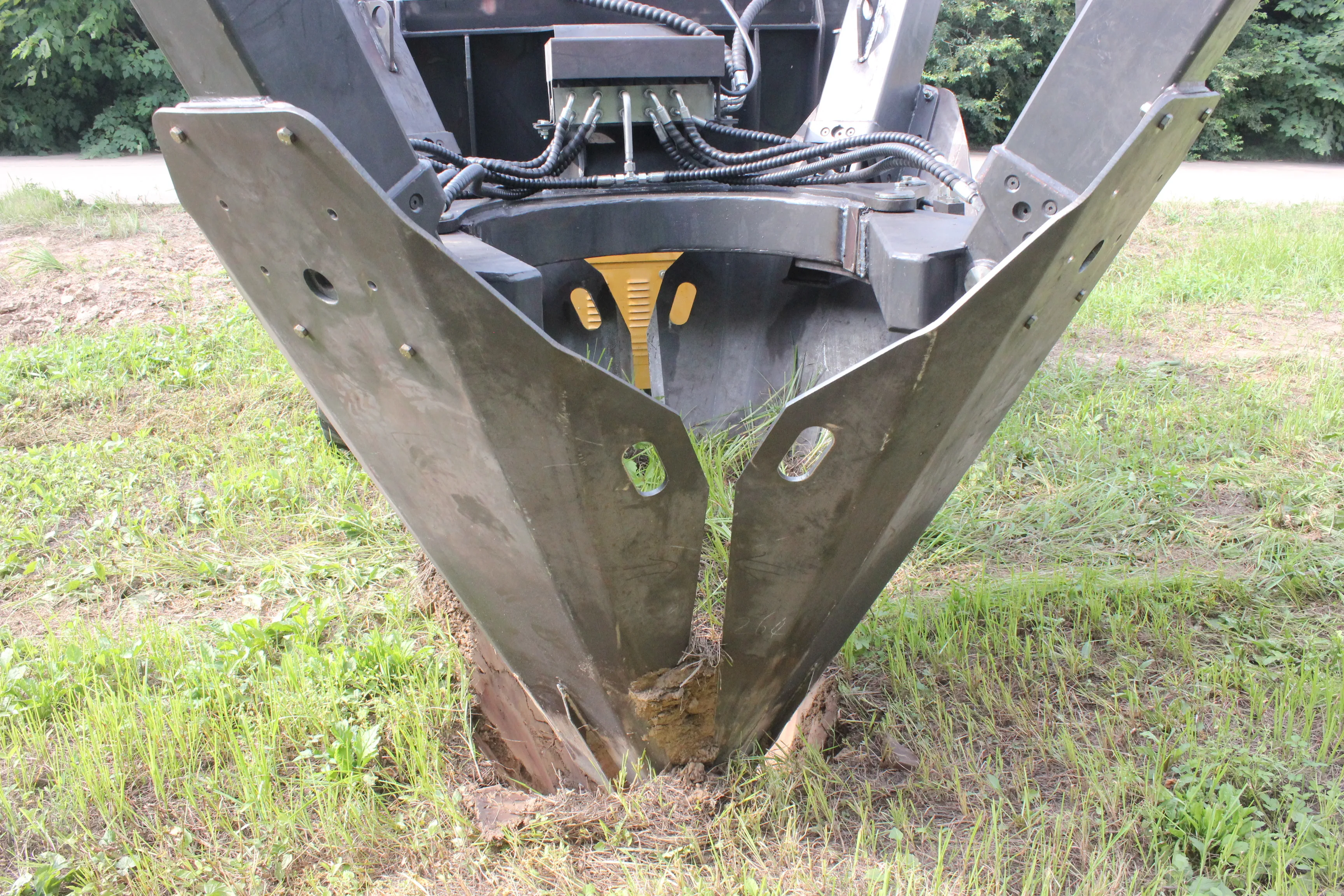 Hot Sell    Tree Transplanting Machine From HCN Company    Cheaper Price