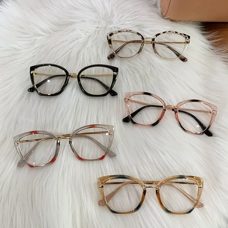 Fashion Durable Blue Light Blocking Women Cat Eye Triangle Metal Frame Glasses Female Anti Radiation Protection Eyeglasses