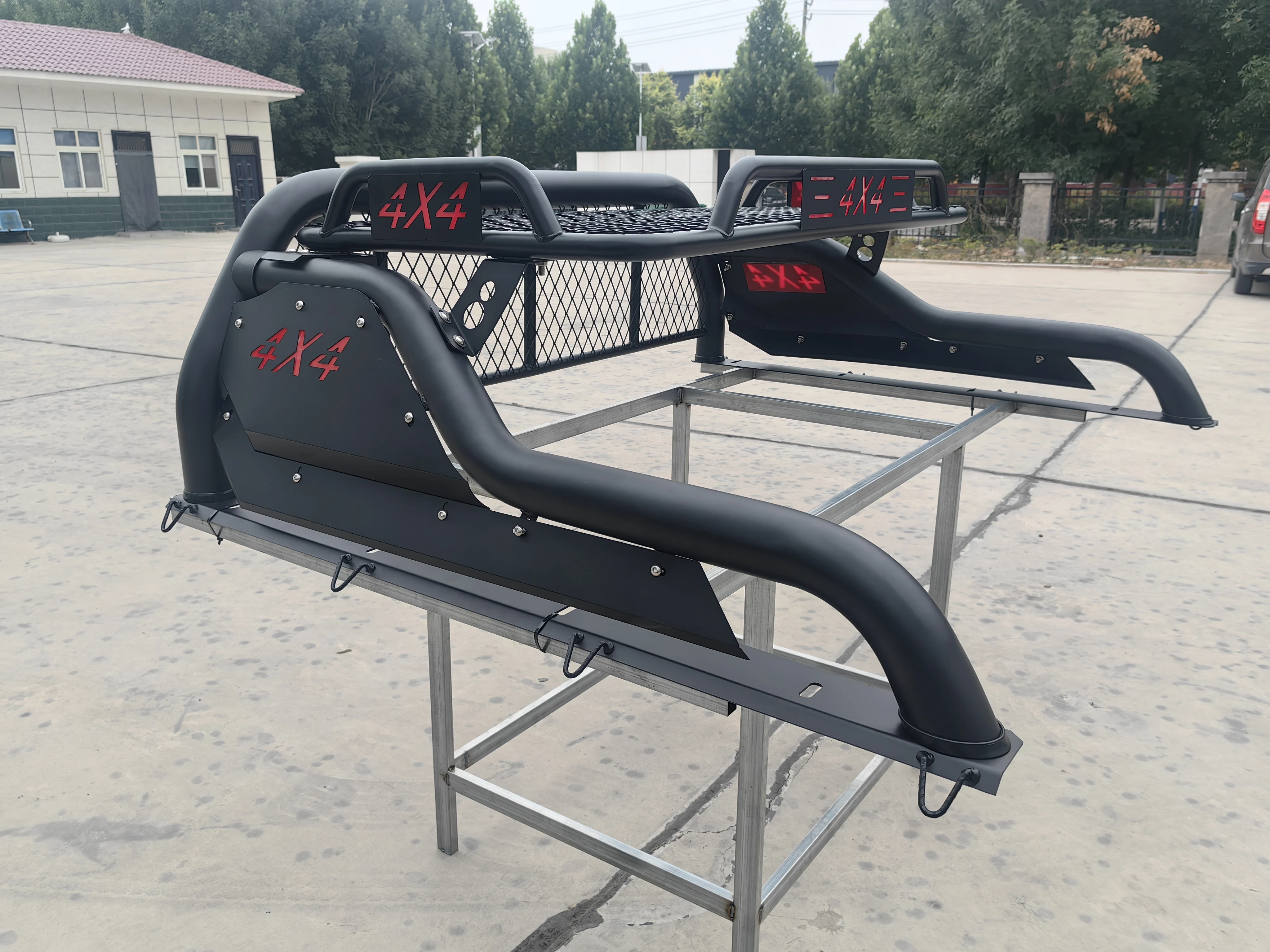 

Universal Steel Roll Bar With Black Powder Coating For F150 Raptor Tacoma NP300 Pickup Vehicles