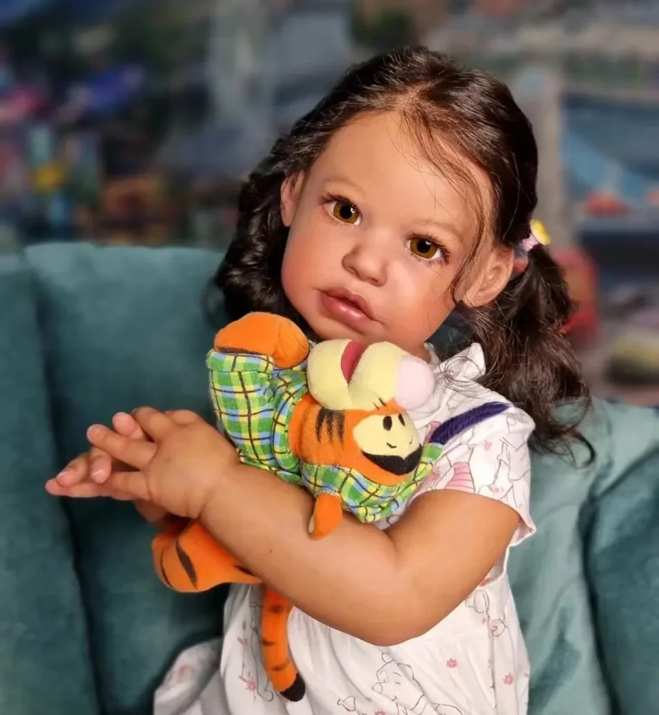ที่กําหนดเองจํากัด 28 นิ้ว Reborn Baby Linh ด้วยผมที่หยั่งรากด้วยมือตุ๊กตาสําเร็จรูปแล้วพร้อมชุดของขวัญคริสต์มาส