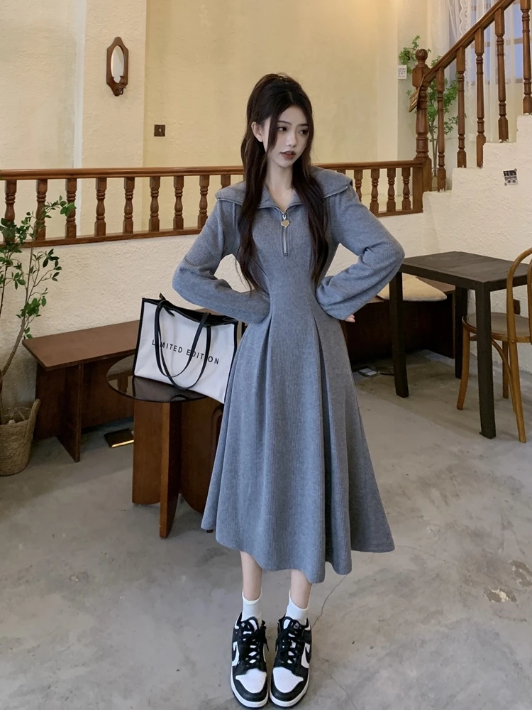 Lady's Shop Sailor Collar Heart Buckle Dress 2023 Spring and Autumn New Waist Hugging Slimming Base Midi dress