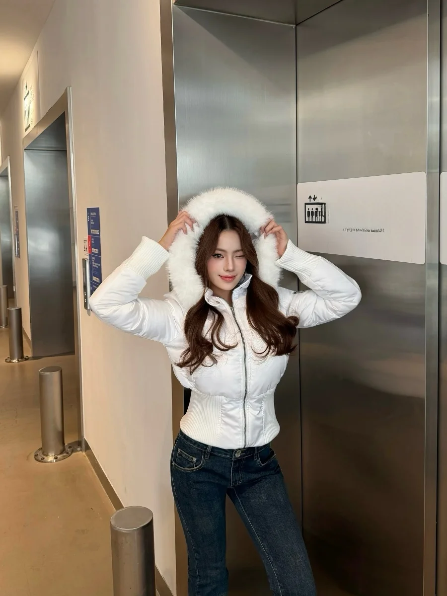 

Caiii Women's Thiened Winter Jaet with Hood Waist-Cinching Warm Outerwear ort Sle Polyester Fiber Casual Faion