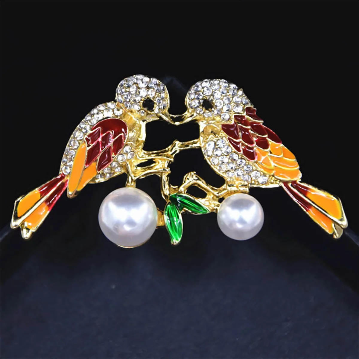 1 قطعة بروش زهرة الرجعية نبات معدني مجوهرات للرجال والنساء هدايا العيد رائعة وأنيقة اكسسوارات الديكور 2025