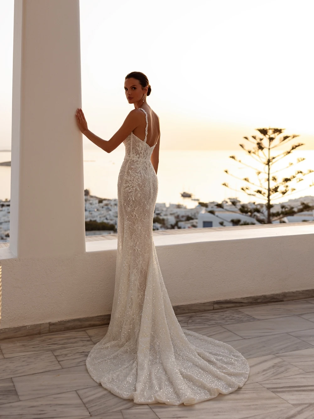 Luxury Embroidery Beads Lace Wedding Dress With Detachable Train Spaghetti Straps Bridal Gown 2025 Customized Dresses For Bride