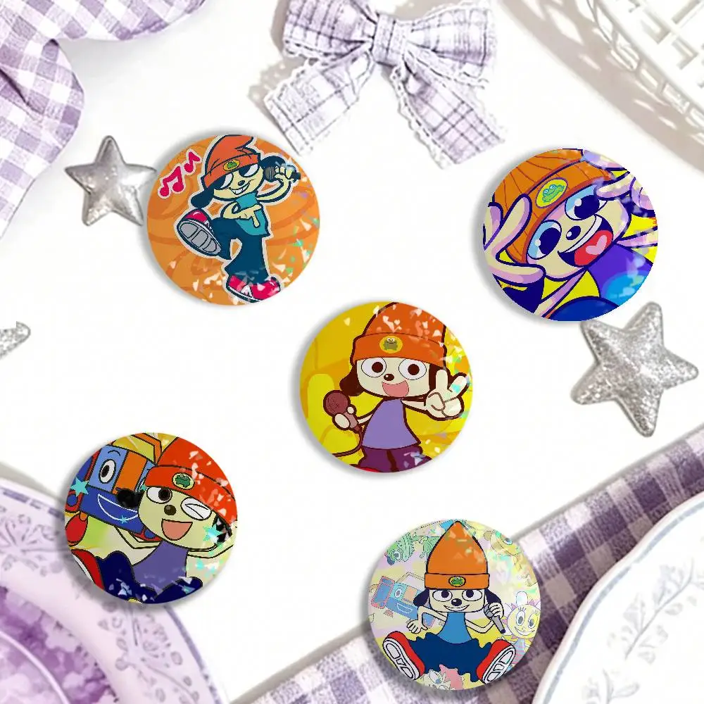 Musikspiel P-PaRappa The Rapper Laser Badge Kreative Broschen Rucksack-Accessoires, tolle Geschenke für Freunde und Kinder
