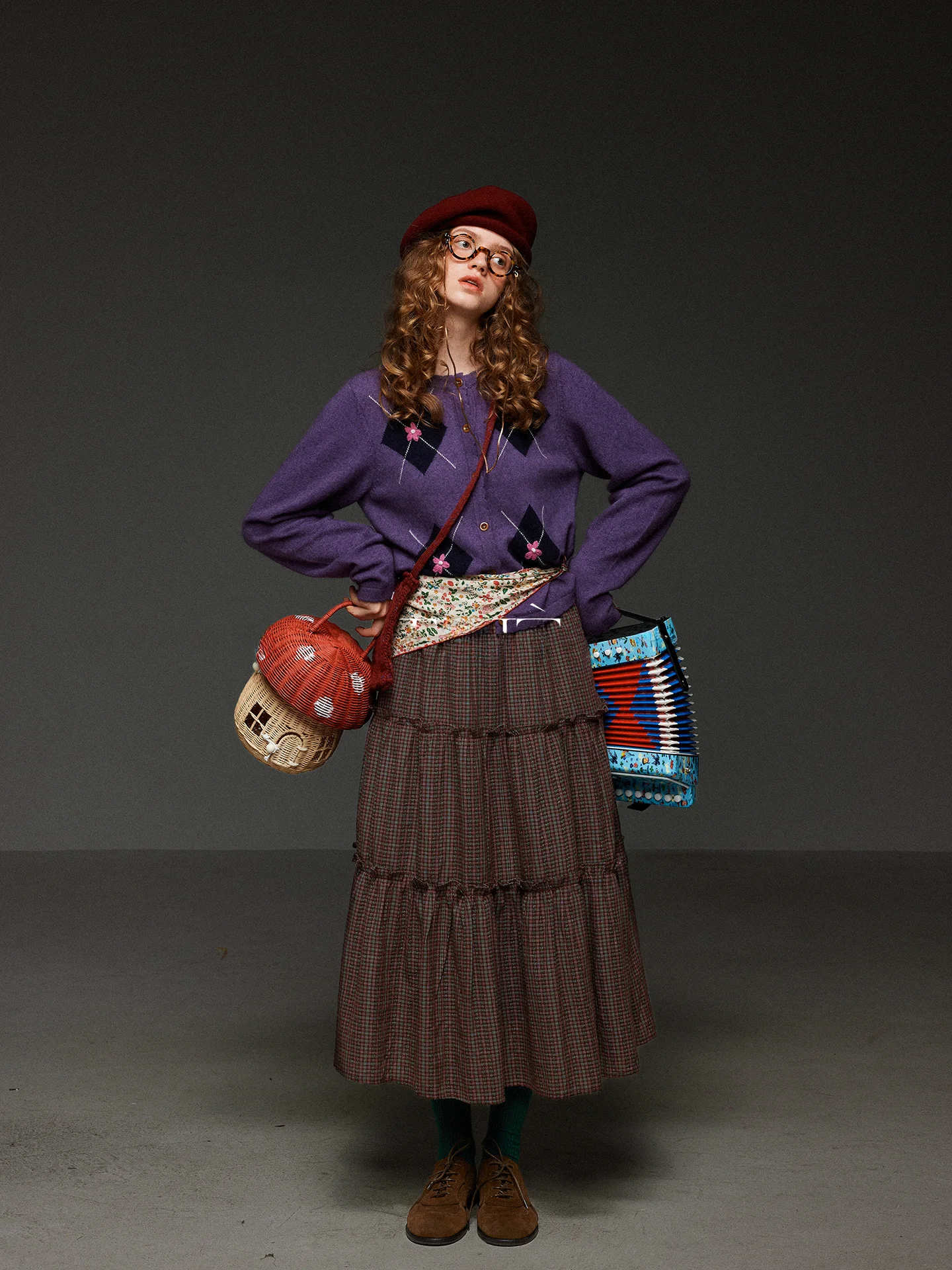 

Ретро-кардиган вязаный женский свободного кроя с ромбовидной вышивкой, осенняя верхняя одежда в стиле Lazy Sle Design Sense TNIT