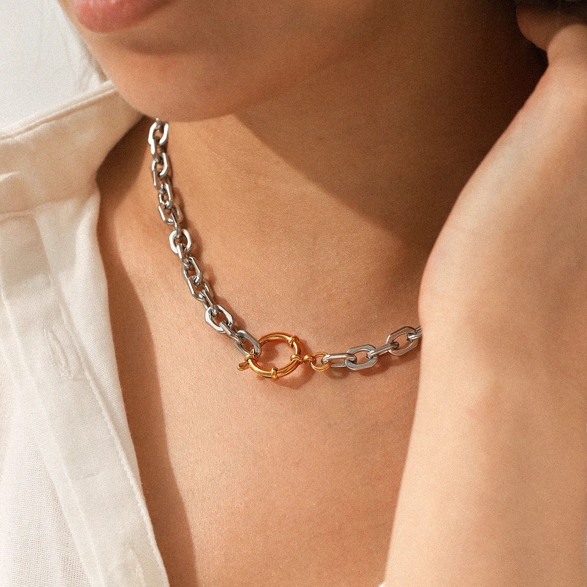 

Huangchao Minimalist Stainless Steel Two Tone Gold Silver Chain Necklace Luxury For Women's Minimalist Link Chain Jewelry