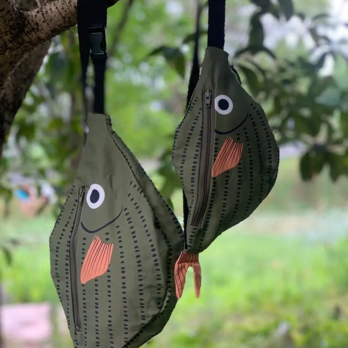 Adorable Tropical Fish Waist Pack for Kids, Green Water-Resistant Coin Purse, Crossbody Bag for Boys & Girls image 5