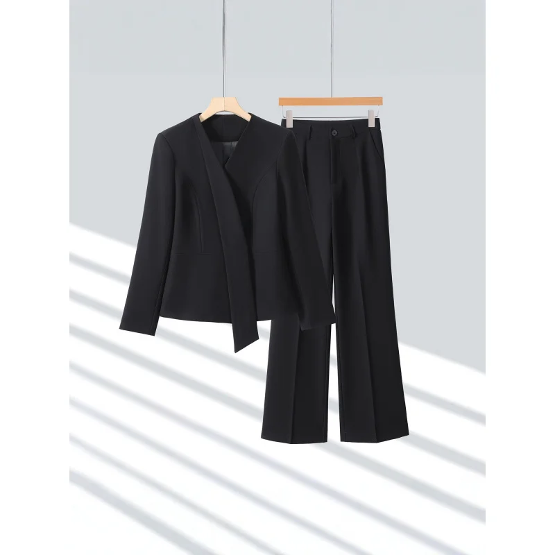 Gray women's suit2026New spring design with a unique and stylish professional attire for work