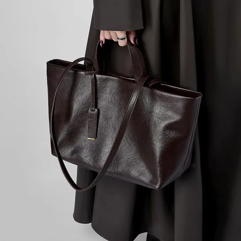 

Cowhide Luxury Designer Women Shoulder Bag Leather Large Capacity Square Fashion Tote Bag Korean Handbag Shopping Underarm Bags