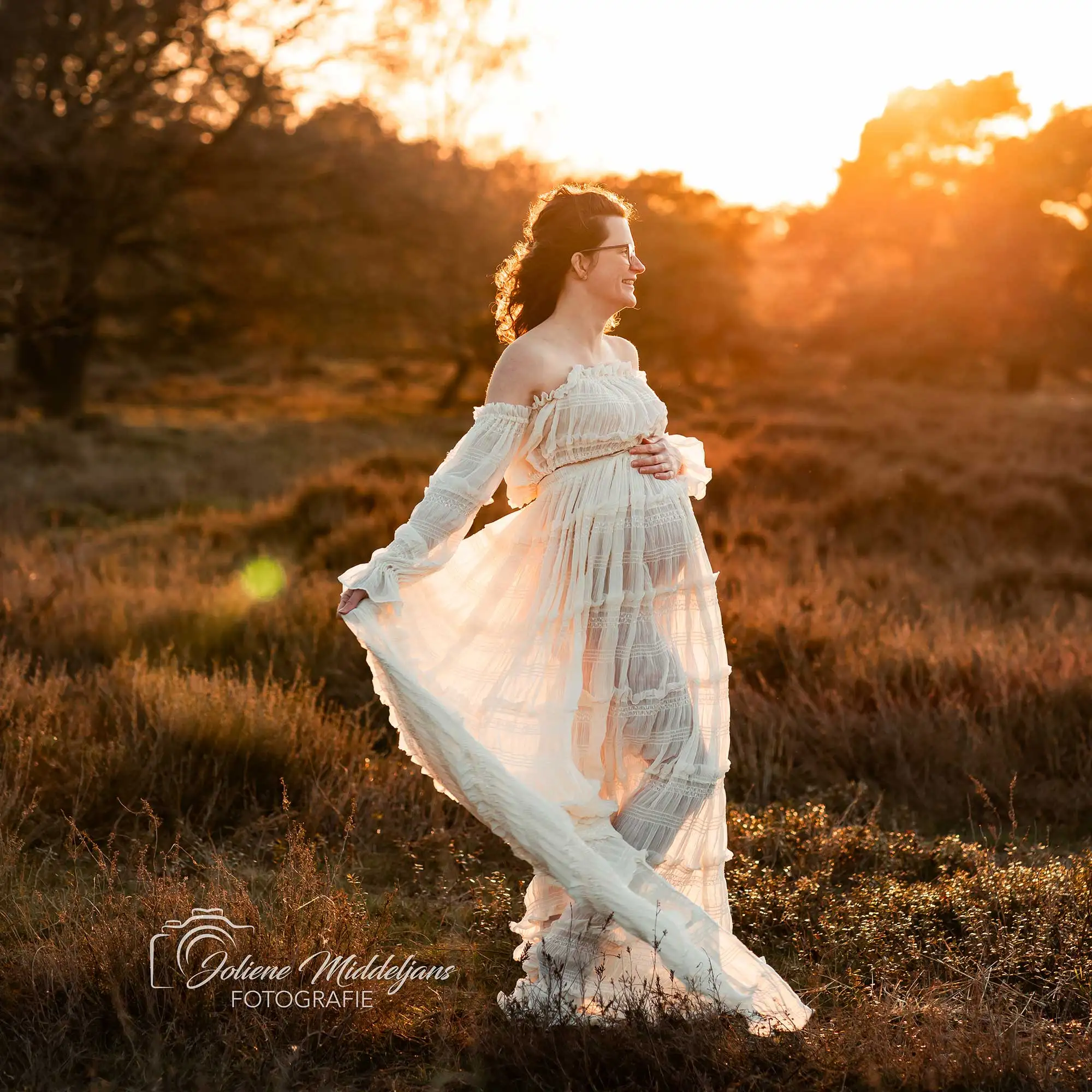 

Don&Judy Romantic Off-Shoulder Blouse with Tiered Ruffle Long Skirt Sheer Overlay Lace Trim Floor Maternity Gown for Photoshoot