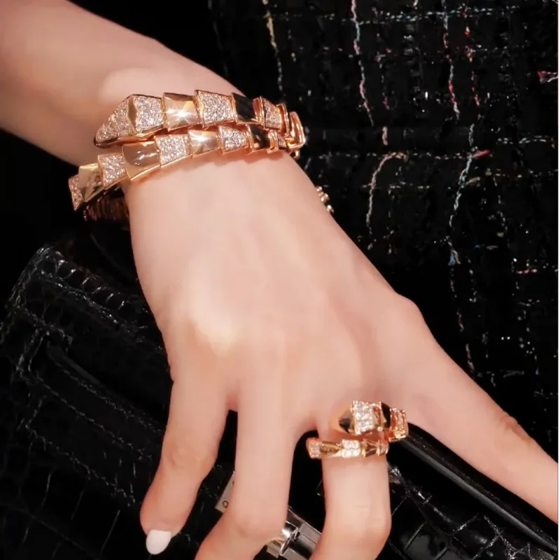 Cameo Luxury Rose 925 Silver Gold Plated Snake Bangle Serpent Scale Paved Zircon Bracelet for Women Fashion Party Party Jewelry