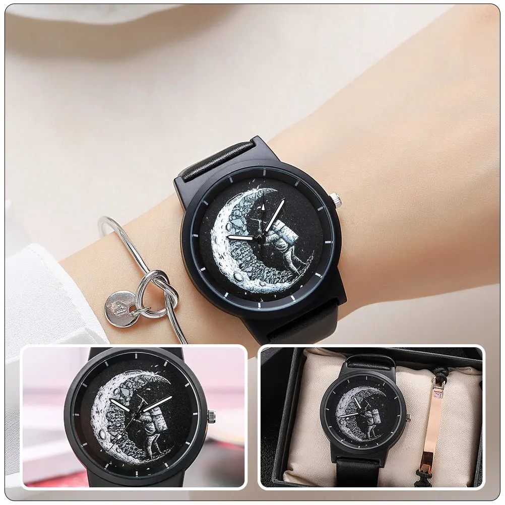 

Astronaut Watch for Women and Men Belt Wristwatch Classic Versatile Timepiece for Holiday Gift Festival Display