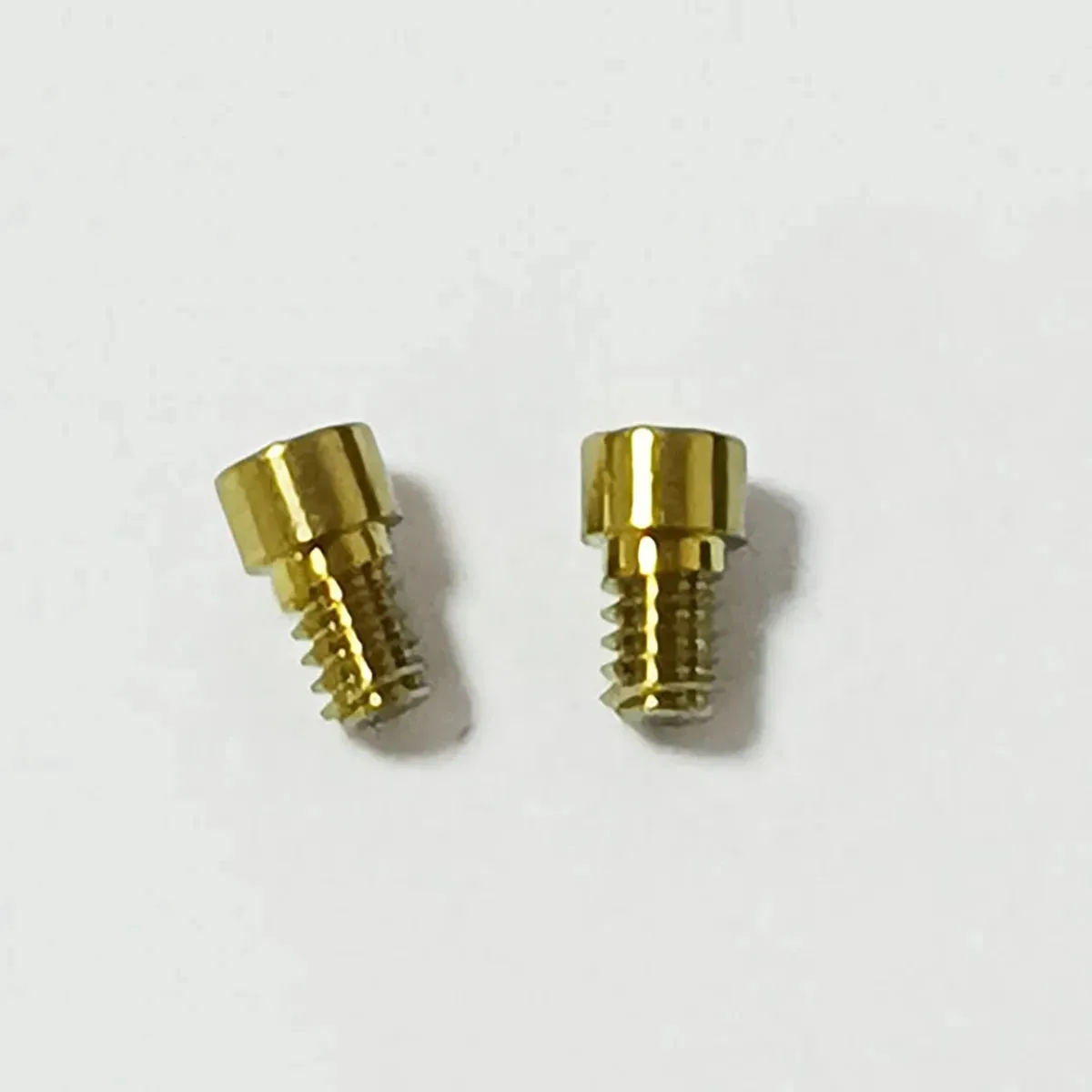 

Titanium screw for Multi-Unit Hex1.25 compatible with MIS