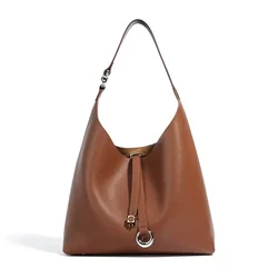 New large capacity handheld underarm bag female fashion retro shoulder niche commuter tote bag