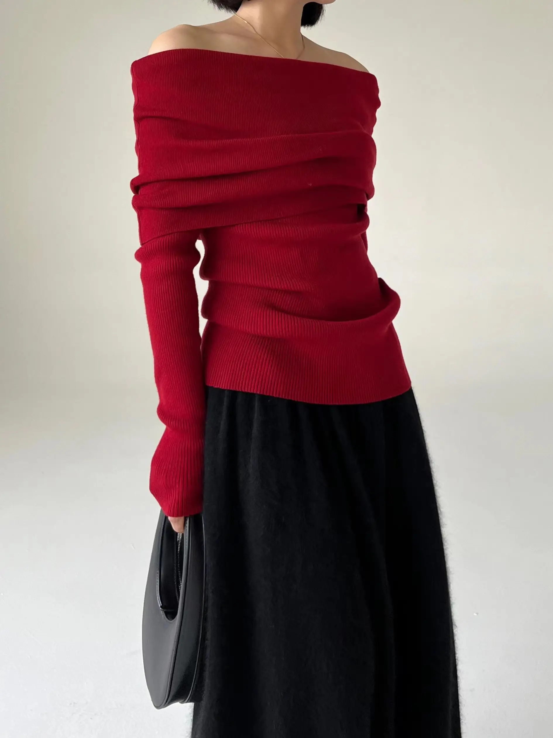 Wiosenne jesienne damskie swetry z odkrytymi ramionami w stylu Vintage z dzianiny jednolity sweter wysoka rozciągliwość Top C-038