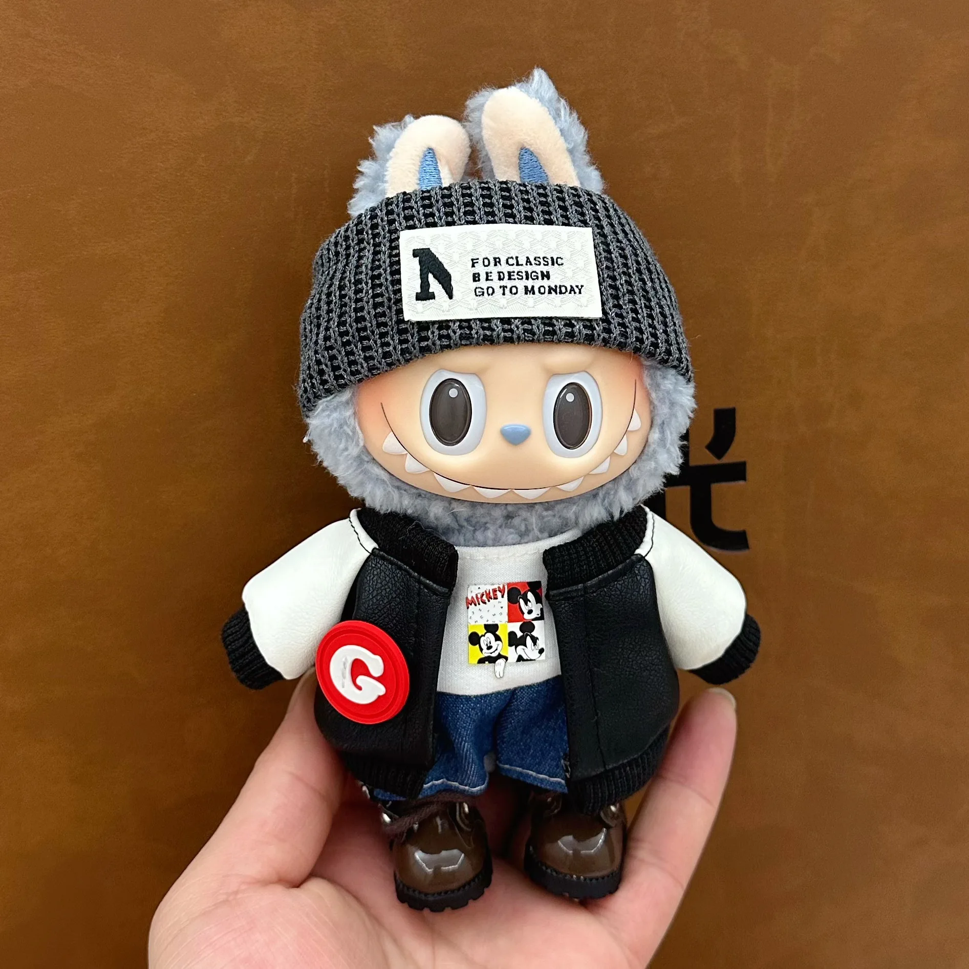 

17cm Cute Labubu Doll Outfits Designer set Girl Boy Doll Labubu Clothes Sports and leisure suit Labubu Accessories Luxury Custom