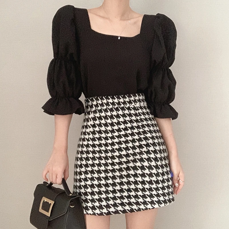 

Нежный облегающий женский топ с квадратным воротником в стиле ретро, дизайн для подружки невесты, шифоновый женский топ в Корейском стиле, ветер для поездок на работу