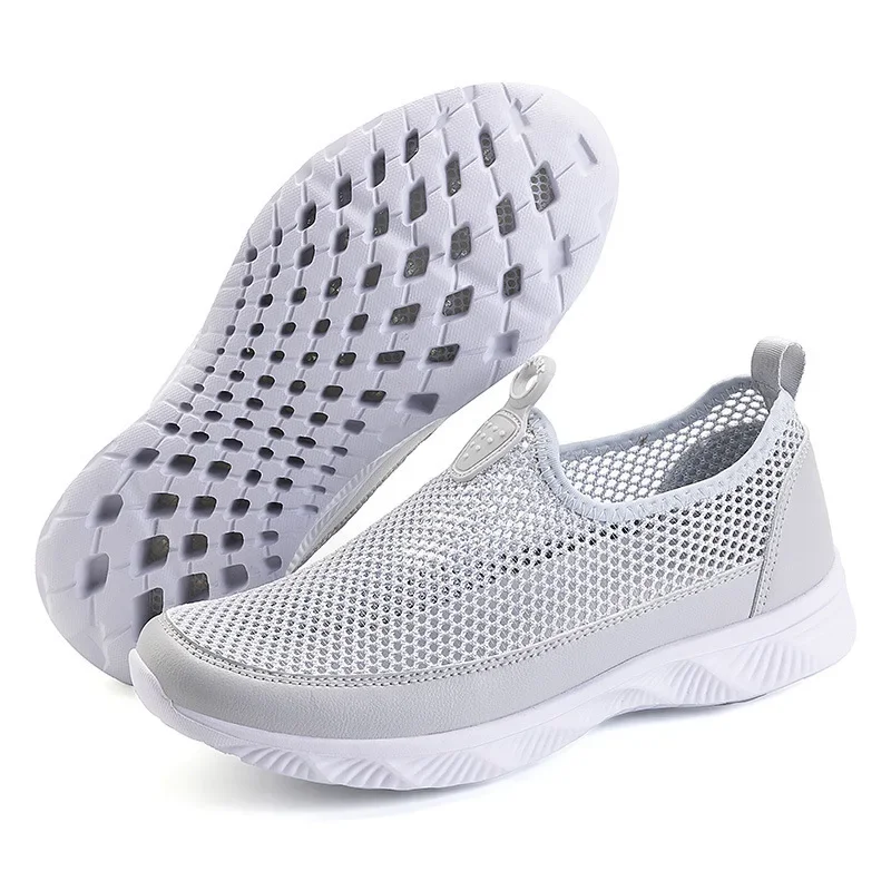 New Men Woman Shoes Outdoor Sneakers Couple Shoes Knitting Sock Women Slip on Flat Laides Walking Shoes Male Mesh Loafers