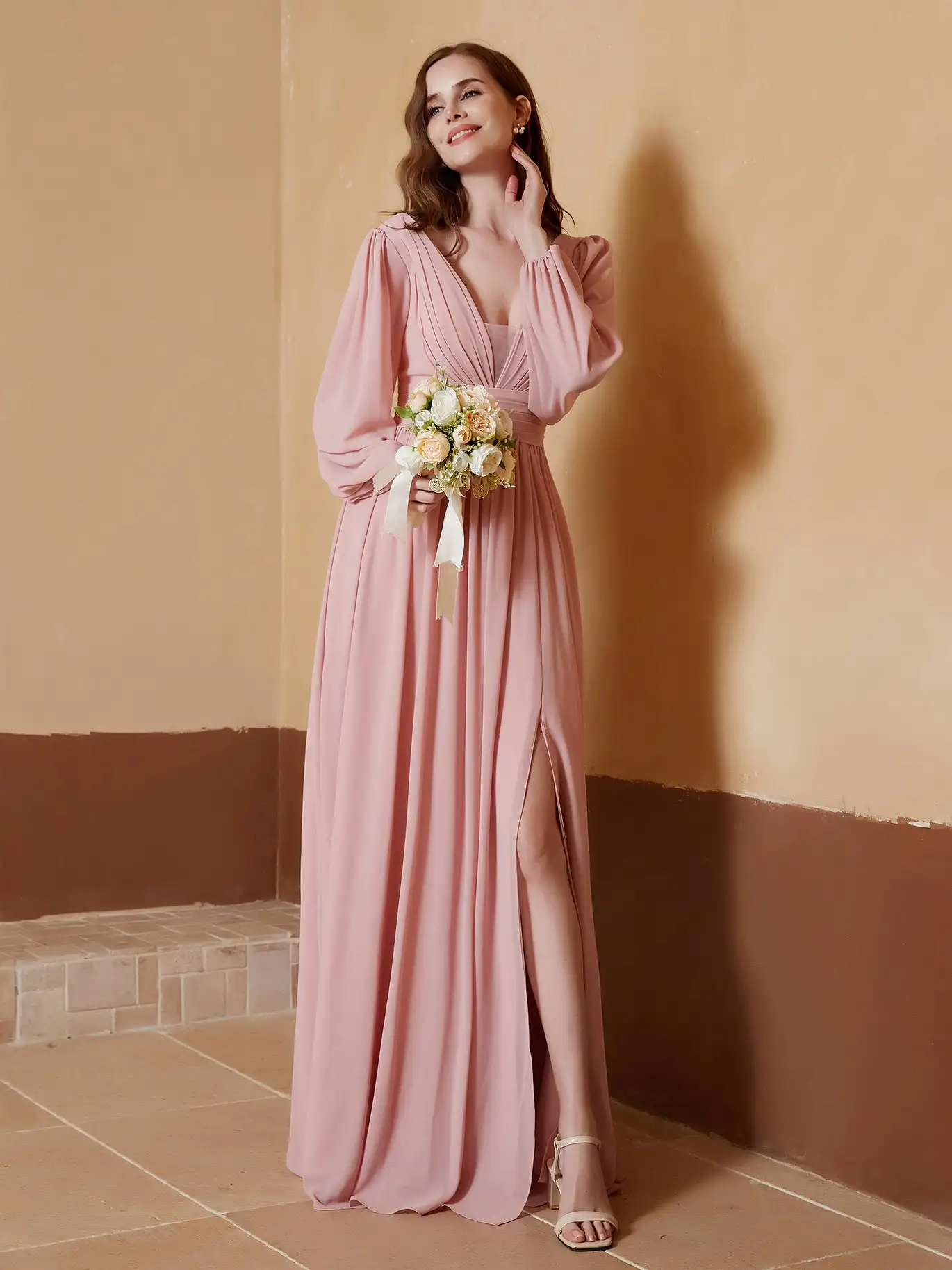 Plunging V-Neck Chiffon Bridesmaid Dress With Slit Backless A-Line Wedding Cocktail Dresses Pleated Backless Evening Gowns