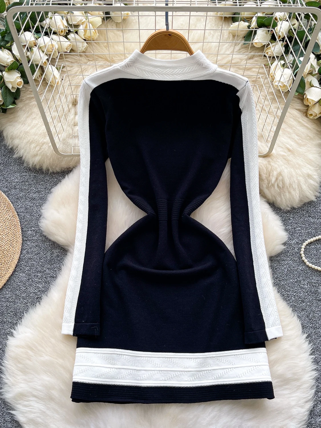 เสื้อไหมพรมถักสีสันสไตล์เรโทรสุดหรูสำหรับผู้หญิง ทรงเข้ารูป ช่วยกระชับสัดส่วน แขนยาว คอกลม เหมาะสำหรับใส่ทำงาน