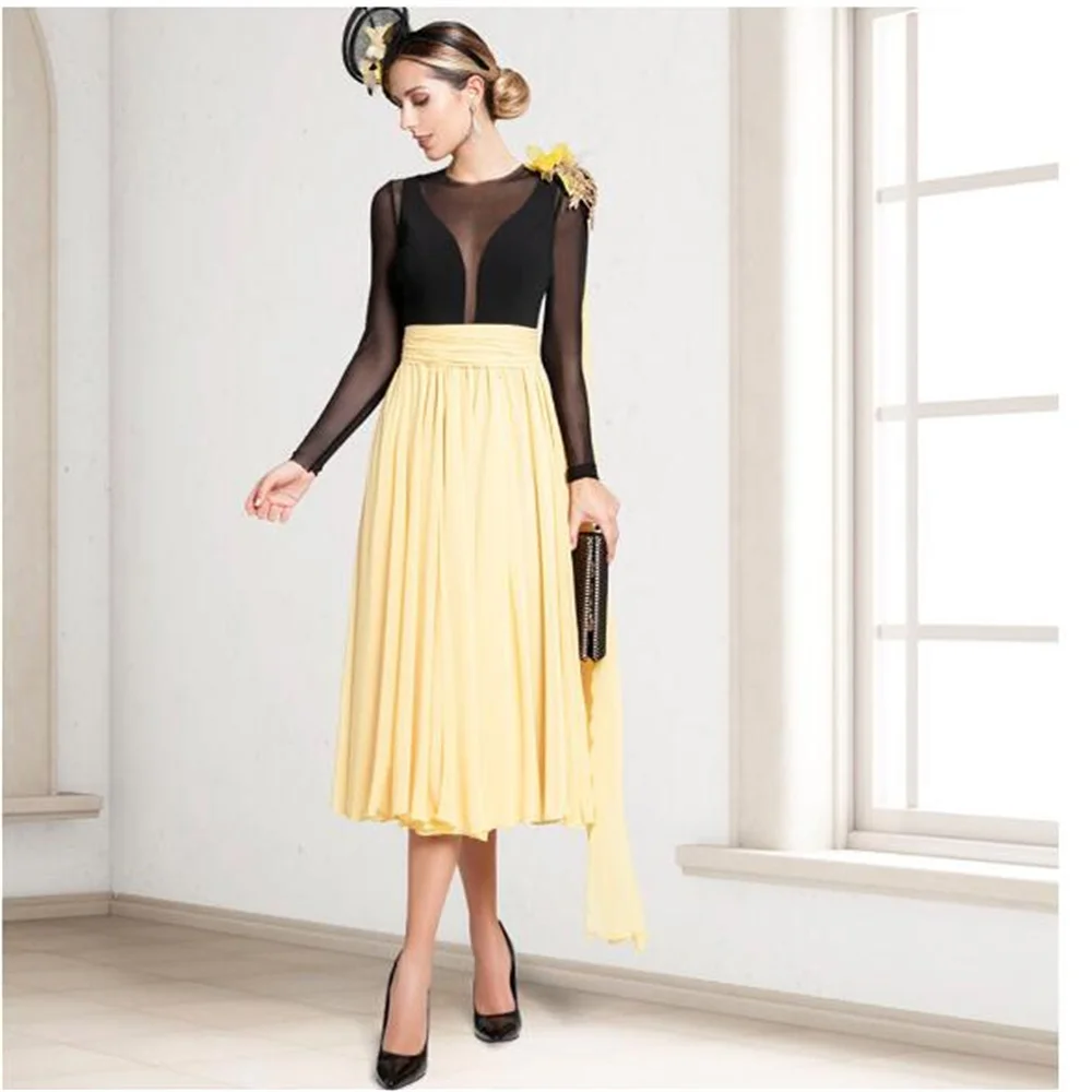 

2023 Simple Yellow Chiffon A Line Short Prom Dresses O Neck Black Sheer Corset Top Tea Length Formal Party Gowns