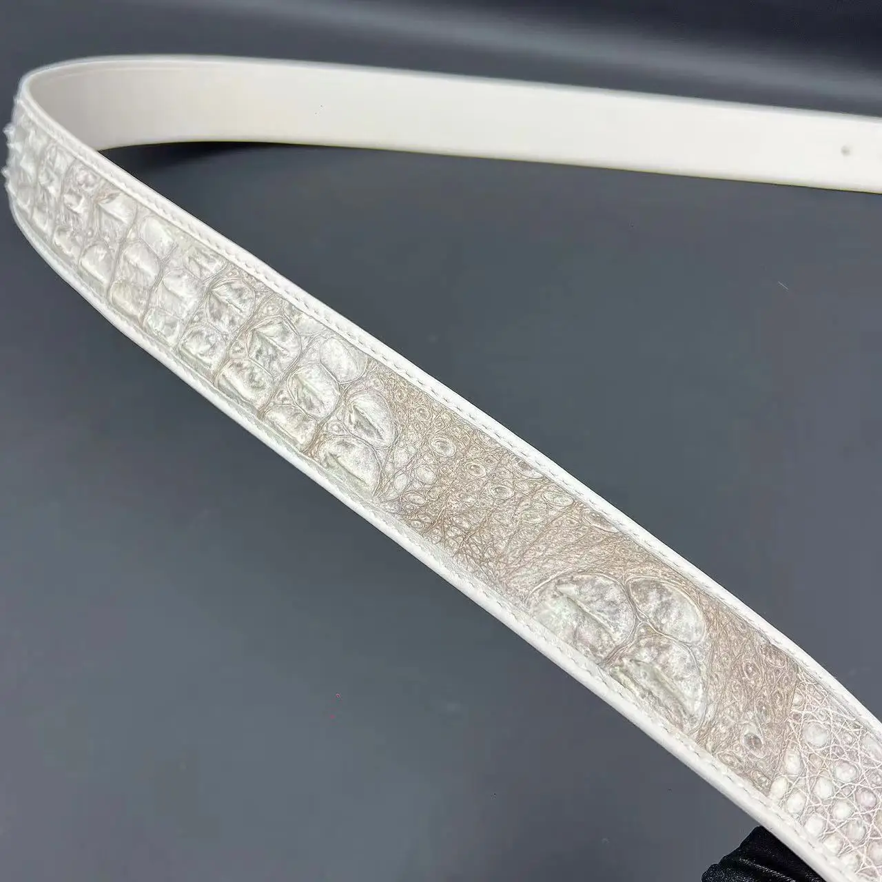 New Thai Back Bone White Men\'s Leisure True Crocodile Skin Unjointed Genuine Leather Smooth Businesss Cummerbunds Designer Belts
