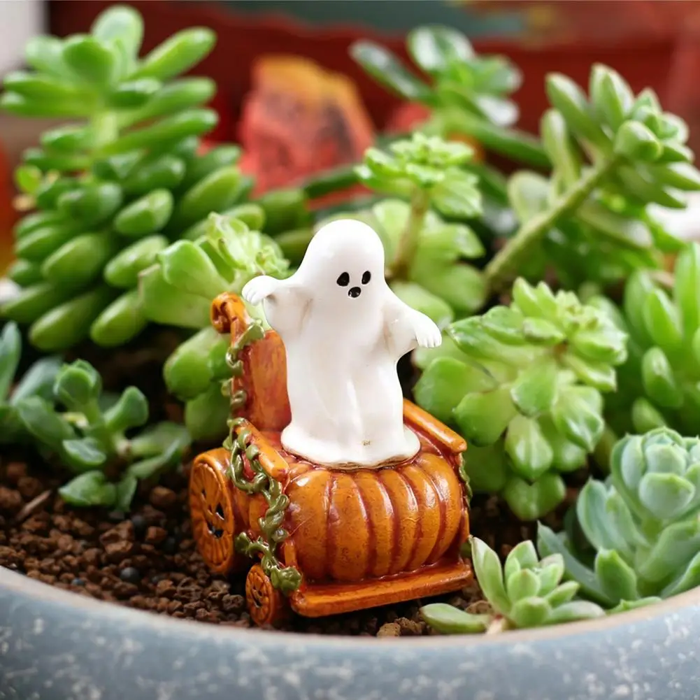 Halloween Resin Ornament Ghost Pumpkin Cart Figurine Halloween Resin Ghost Statue Retro Miniature Ornament for Home for Friends