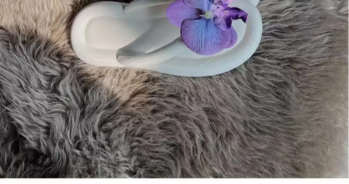 2026 Süße Sommer-Schmetterlingsorchideen-Slipper Elegante Damen-Sandalen für den Strand Rutschfeste Urlaubs-Damenschuhe Strand-Flip-Flops – Detail 11