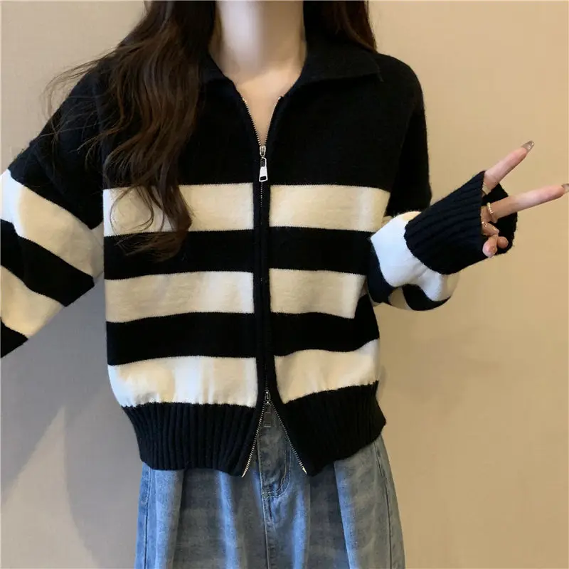 Vintage Striped Polo-Neck Sweaters Women\'s Clothing Korean Long Sleeve Autumn Winter Basic Loose Fashion Zipper Knitted Cardigan