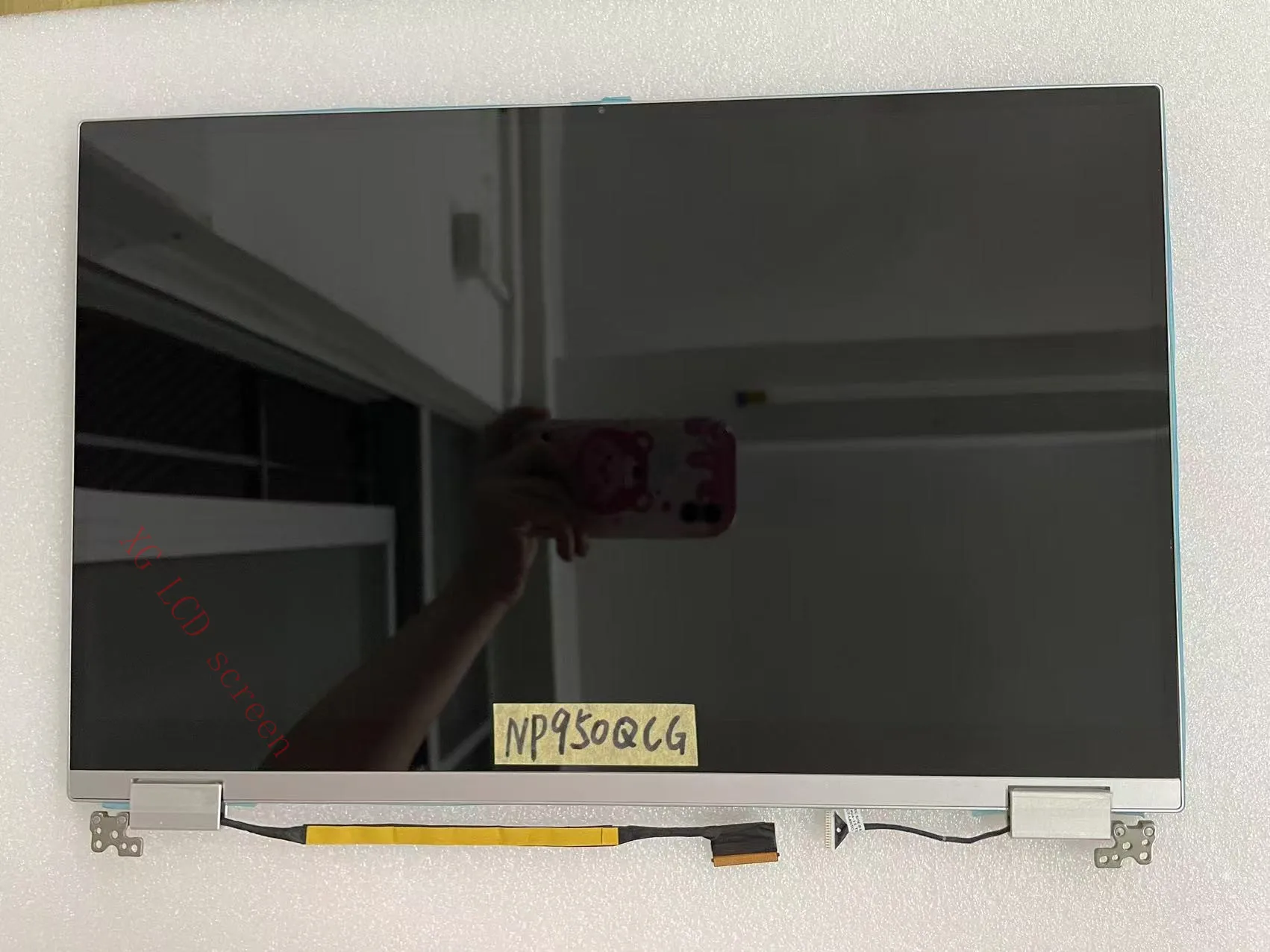 Display LCD 15,6 pollici per Samsung Galaxy Book Flex NT: Recensione Pratica e Soluzioni per Riparazioni Effettive