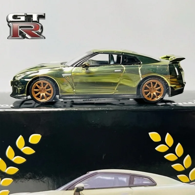 In stock 1:64 electroplated limited edition Nissan GTR R35 alloy miniature replica car model,boy toy gift,room collection statue
