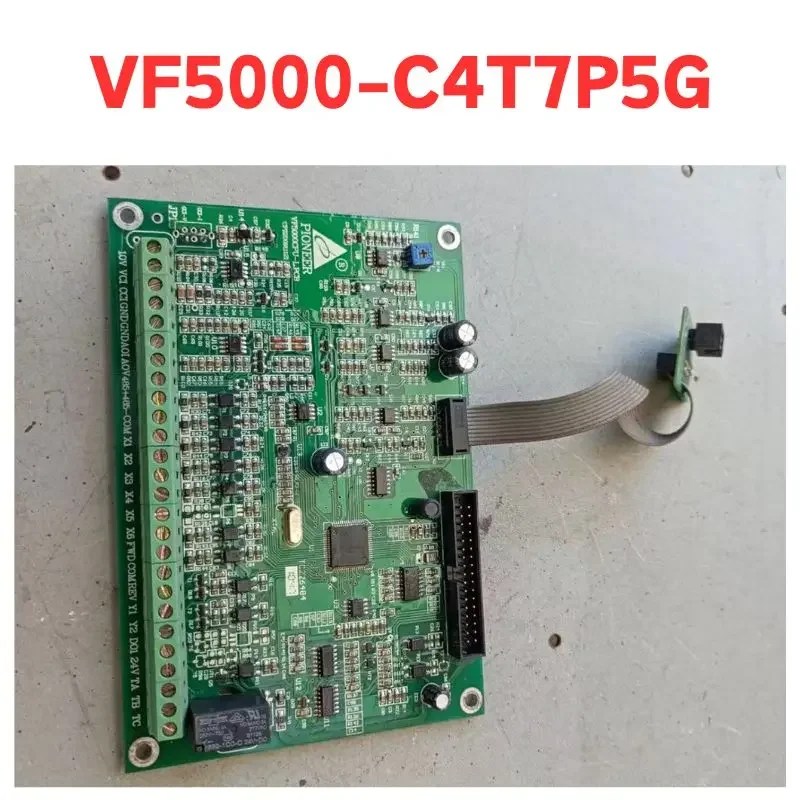 placa-mãe inversora usada VF5000-C4T7P5G, funciona bem testada e enviada rapidamente