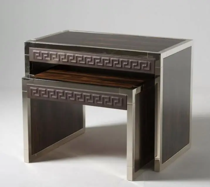 โต๊ะข้างเตียง เฟอร์นิเจอร์ โต๊ะข้างเตียงในห้องนอน