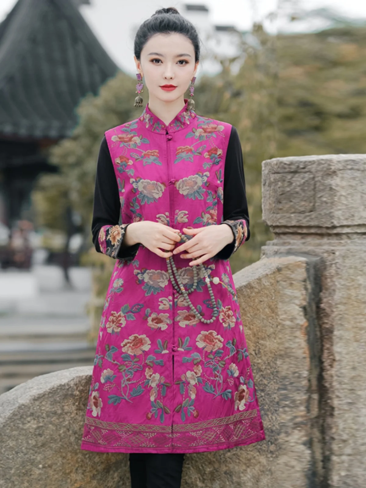 Autumn New Ethnic Style Vest Trench Coat Mid-Length Heavy-Duty Embroidered Skirt Outer Wear Chinese Cardigan