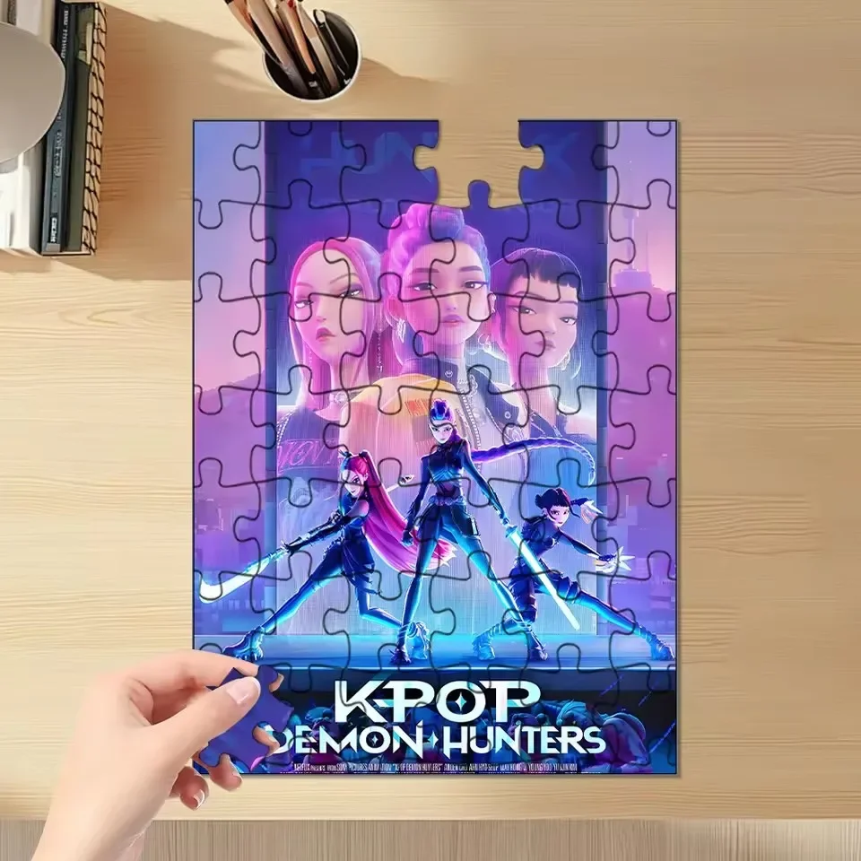 Kpop Demon Hunters puzzle Giocattoli Gioco da tavolo Rumi Mira Zoey Huntrix Modello di personaggio Decorazioni da collezione Regali per bambini