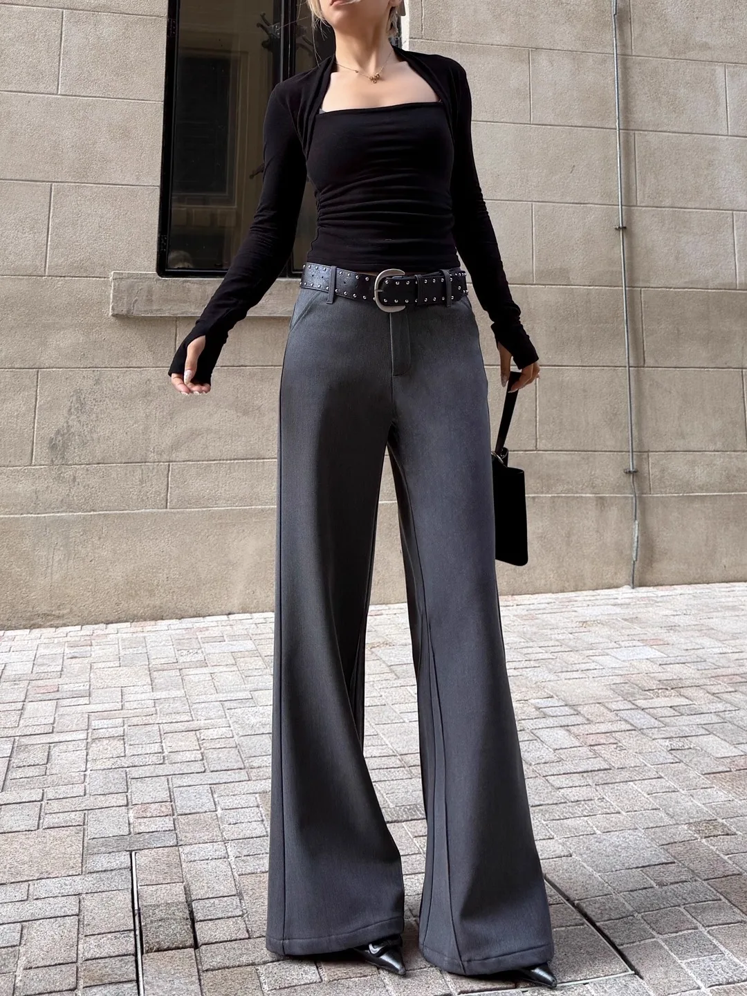 

Женские расклешенные брюки-костюмные штаны ay, зима 2025, новая дизайнерская модель, визуально удлиняющие ноги, супермодельные, стройнящие, в пол