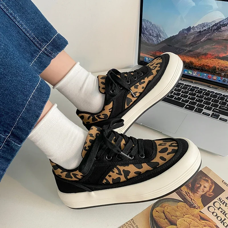 Women Sneakers Leopard Print Canvas Woman Shoes Casual Skateboard Shoes Spring Autumn Shallow Platform Vulcanized Shoes Female