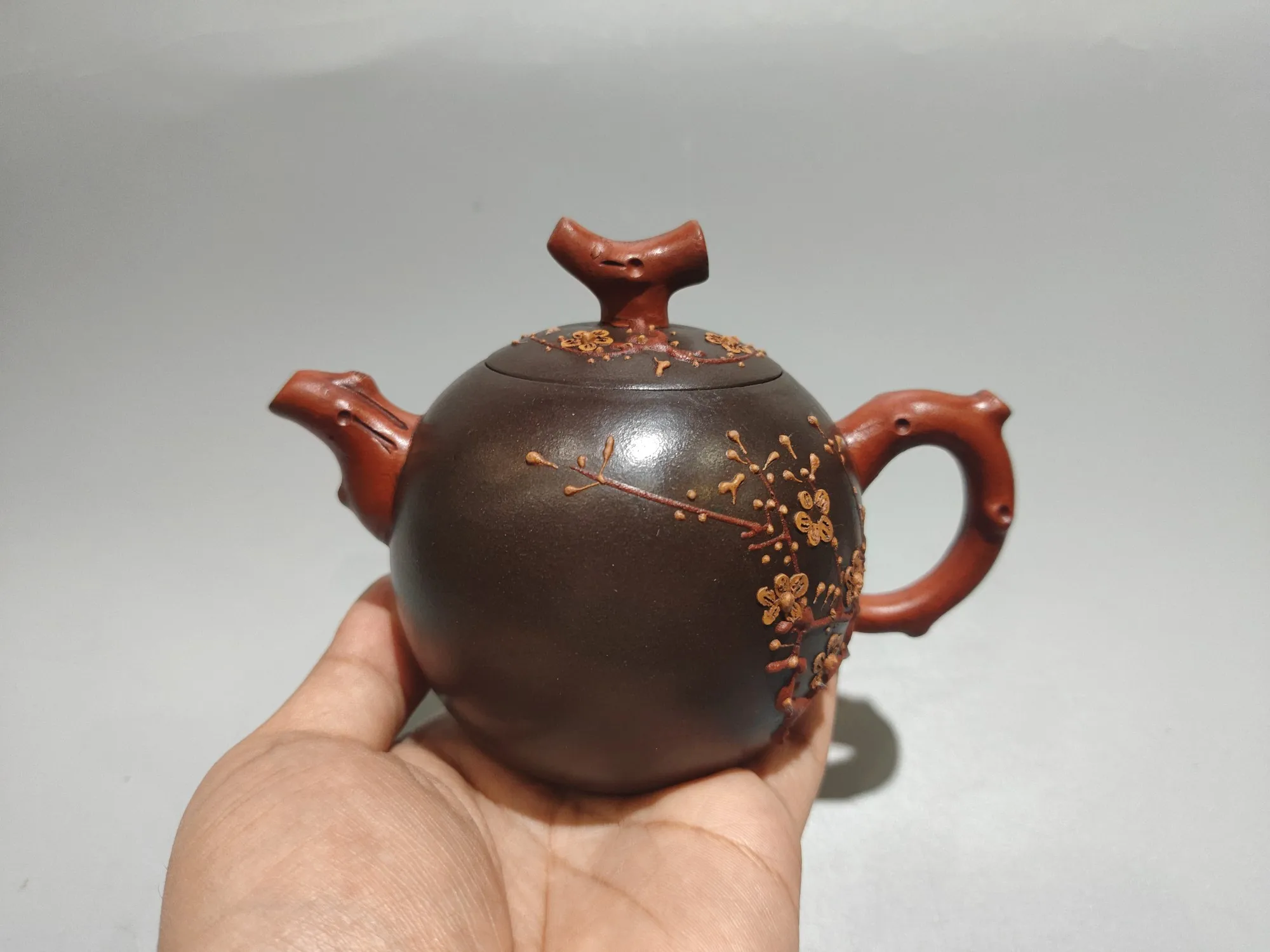 Yixing Purple Clay Pot two-color plum blossom pattern Tree root cover Dragon Egg Teapot Tree stump spout pot kettle