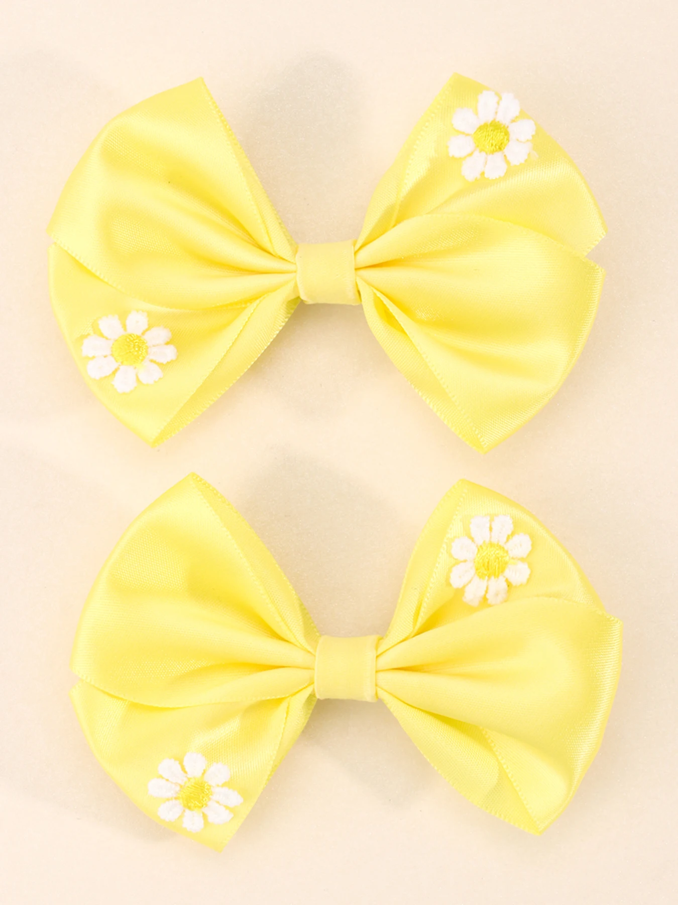 2pc Daisy Pattern Hair Bow Clip for Women Yellow Ribbon Knotted Alligator Hair Clips Women Girls Headwear Hair Accessories