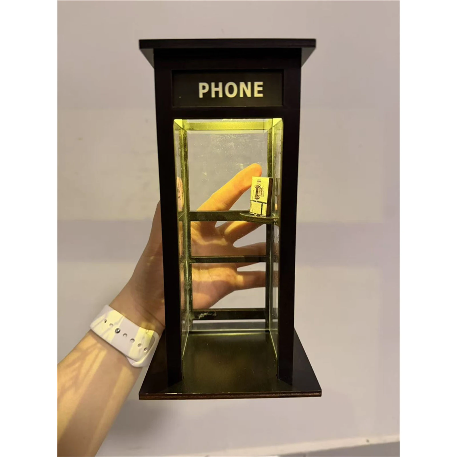 

Classic Telephone Booth Light with Warm LED Light Vintage Phone Booth Lamp British Style Decorative for Room Decoration