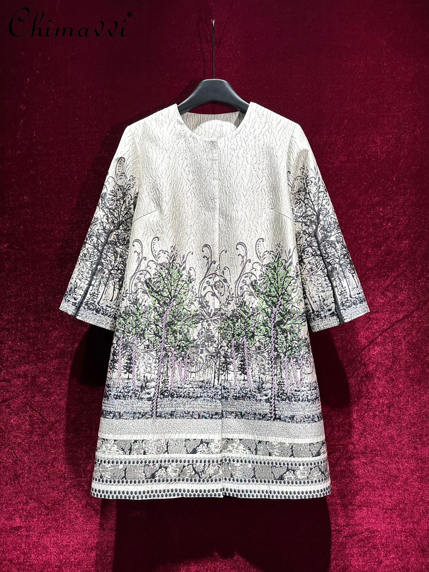 Cappotto di media lunghezza elegante con perline pesanti jacquard vintage di fascia alta 2026 Trench elegante con collo rotondo di nuova moda per le donne