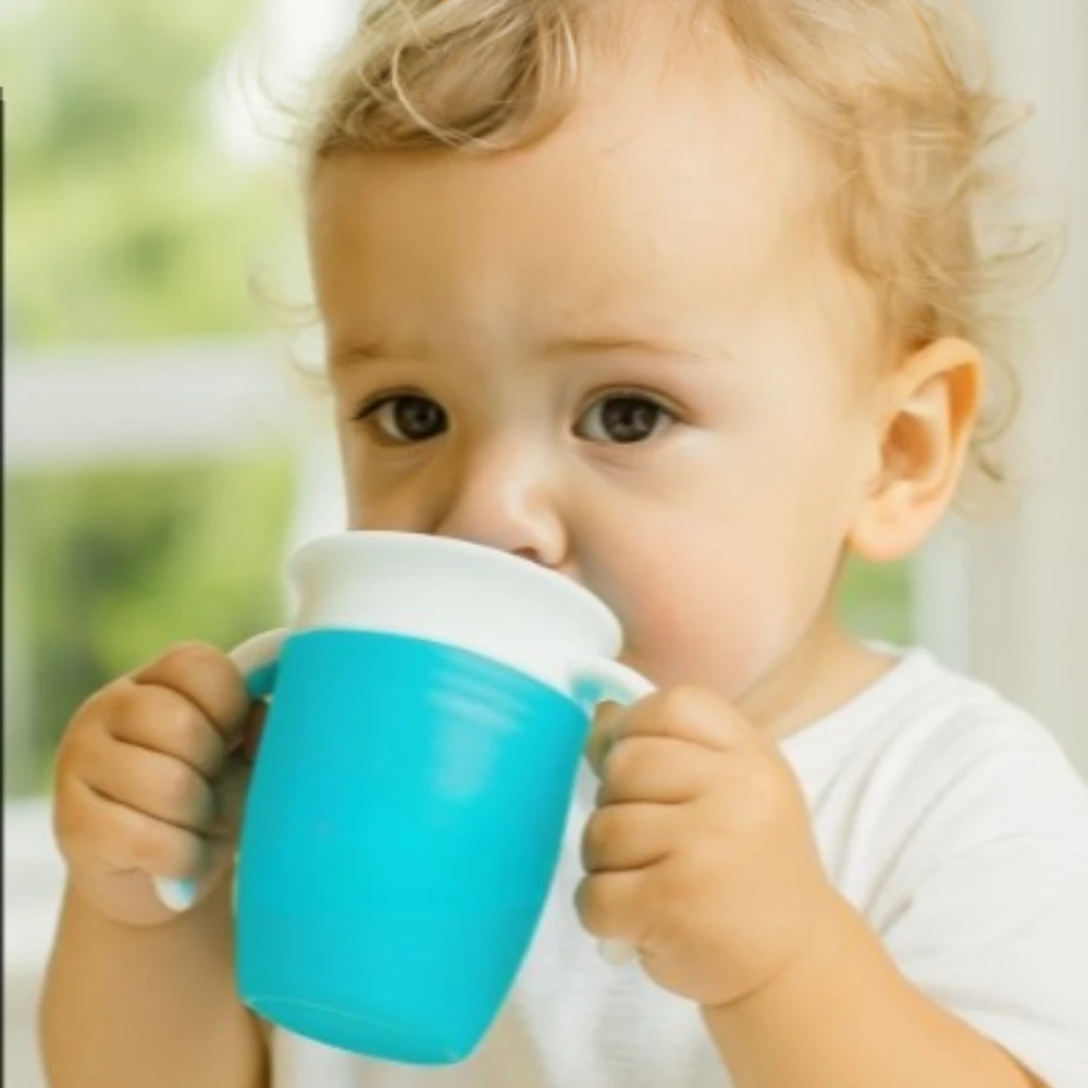 

Baby Learning Drinking Cup 360 Degree Rotation Baby Drinking Cup with Flip Top Handle Leak Proof Silicone Water Bottle Products