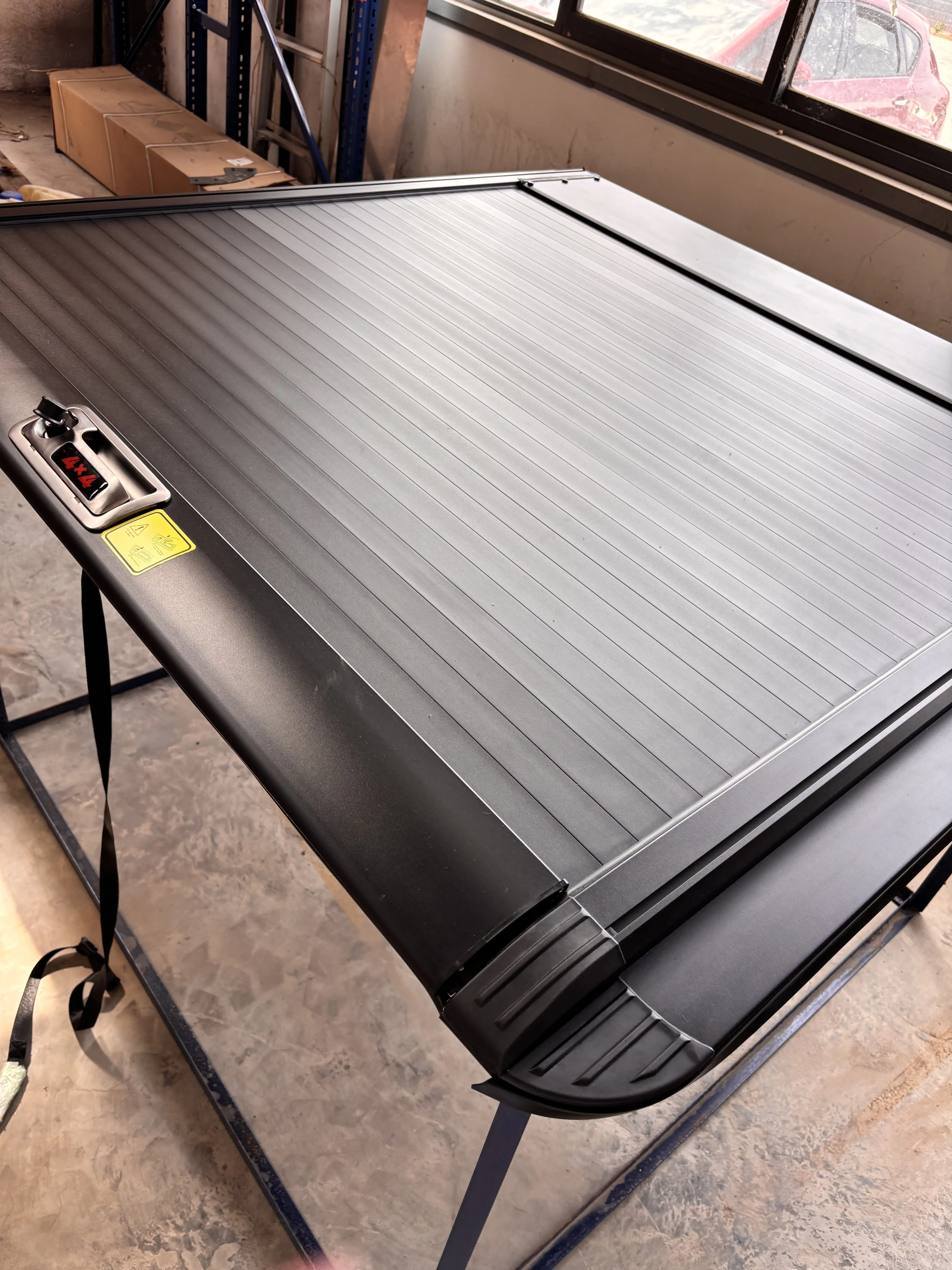 Tampa de rolamento Shark 6 Roll N Lock, tampa de obturador retrátil manual de alumínio elétrico resistente