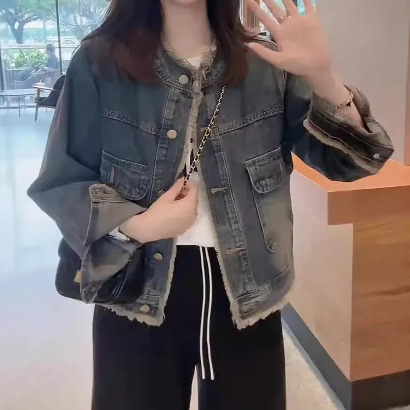 

Women Denim Jackets Short Coat Streetwear Outerwear Round Collar Single Breasted Pockets Washed Distressed Vintage 2025 Autumn