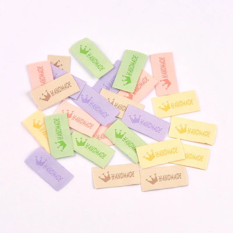 

50pcs 1.7x3.4cm Mix Colorfull Crown Pattern Rectangle Label For DIY Clothing Personality Decorative Sewing Accessories c3834